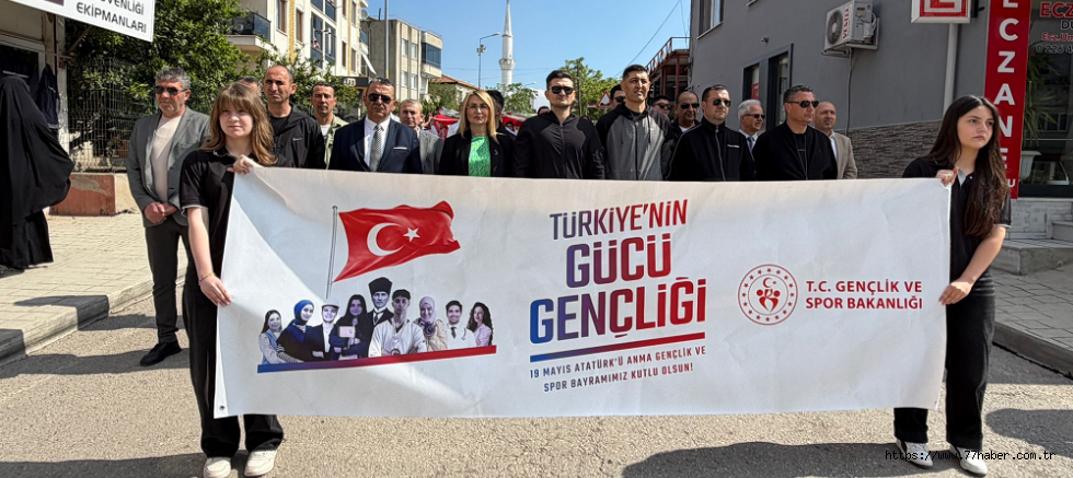 ALTINOVA’DA 19 MAYIS COŞKUSU BAŞLADI