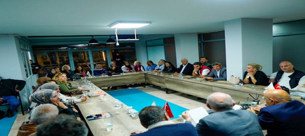 AK Parti Çınarcık’ta Danışma Meclisi’ni Topladı: “Hizmette Ayrım Yok”