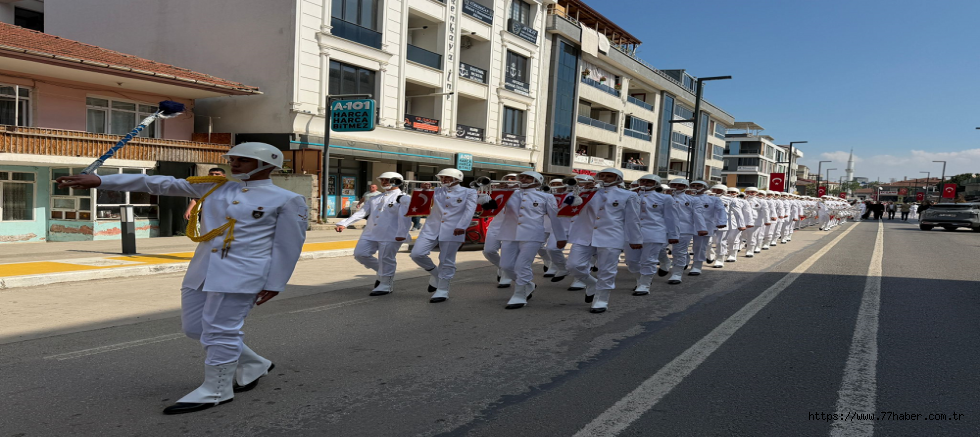 ALTINOVA’DA 19 MAYIS COŞKUSU BAŞLADI