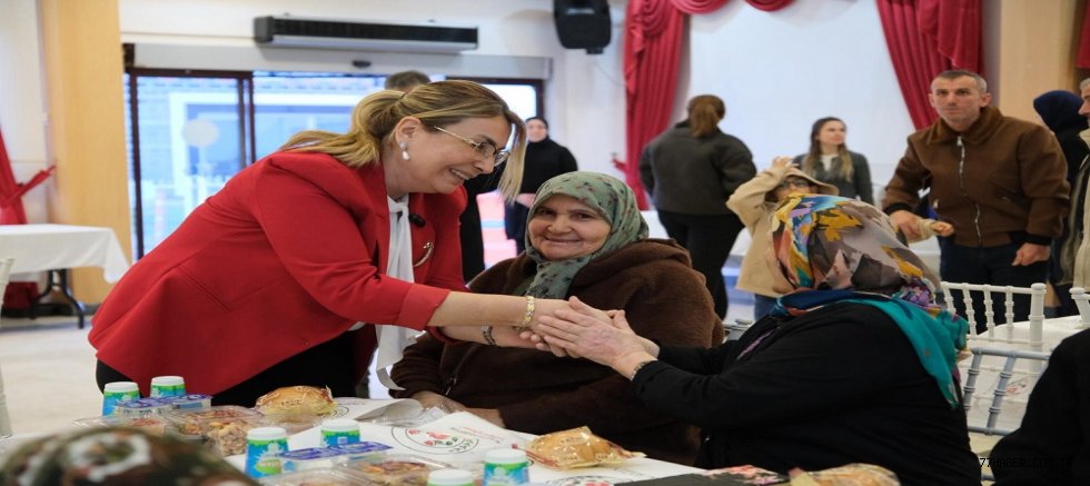 Altınova’da 8 Mart Dünya Kadınlar Günü’nde Anlamlı İftar Buluşması