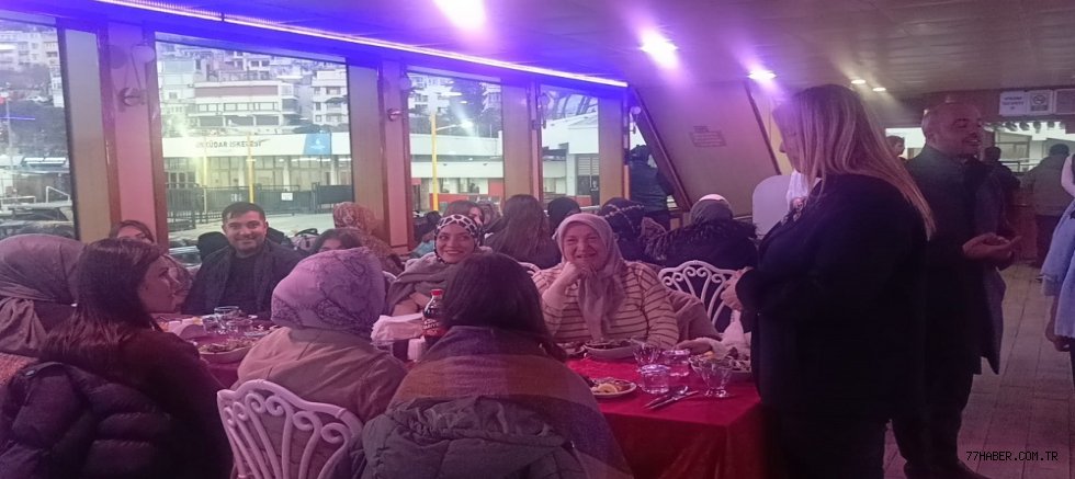 Altınovalılar Ramazan’da İstanbul Boğazı’nda İftar Yaptı