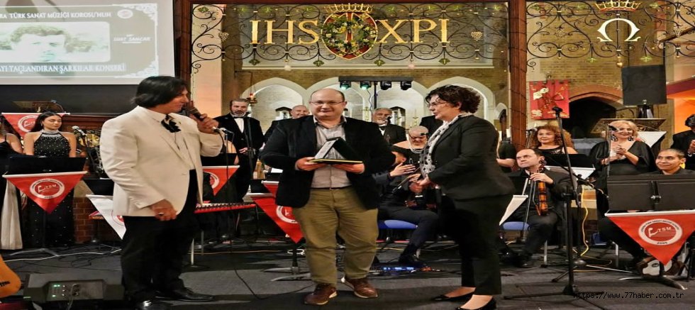 LONDRA TÜRK SANAT MÜZİǦİ KOROSU YİNE TARİHİ BIR KONSERE İMZA ATTI