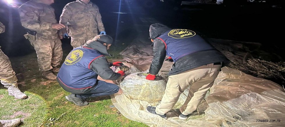 Şanlıurfa’da Narkotik Operasyonu: Akçakale’de 20 Kilo Kubar Esrar Ele Geçirildi