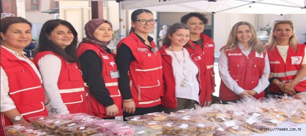 Şerife Şengül Usta’dan Kızılay Kermesine Destek
