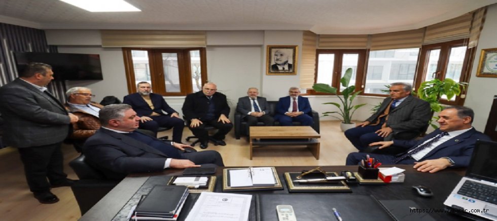 Vali Usta, Saffet Çam Vakfı’nda Yeni Dönem Çalışmalarını Değerlendirdi