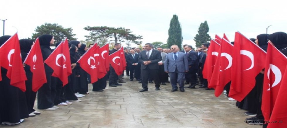 Yalova'da  İmam Hatip Külliyesi Görkemli Törenle Açıldı