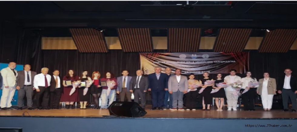 YALOVA'DA SAFFET ÇAM LİSELER ARASI TÜRKÜ YARIŞMASI BÜYÜK İLGİ GÖRDÜ