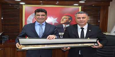 CHP'de Kalan Başkan Çitil Sahada: 
