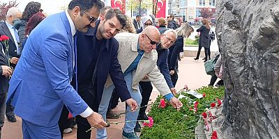 Hayatını Kaybeden Öğretmen ve 8 Öğrenci İçin Yalova'da Gıyabi Cenaze Namazı Kılındı