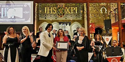 LONDRA TÜRK SANAT MÜZİǦİ KOROSU YİNE TARİHİ BIR KONSERE İMZA ATTI