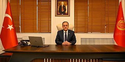 Türk Bayrağına Yapılan Alçak Saldırıya Kınama Yağdı... Yalova Valisi'nden Sert Tepki: 