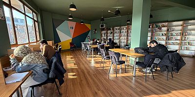 YALOVA BELEDİYESİ KENT KÜTÜPHANESİ  GENÇLERİN YENİ BULUŞMA NOKTASI