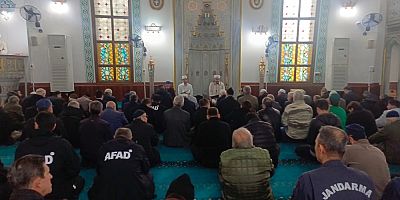 YALOVA’DA DERİN BİR HUZUR VE HUZUN: 6 ŞUBAT DEPREM ŞEHİTLERİ İÇİN MANEVİ BULUŞMA