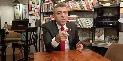 Yenilik Partisi Genel Başkanı Öztürk Yılmaz iktidara ateş püskürdü!