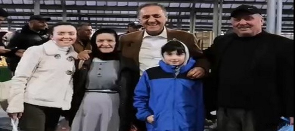 Vali Usta'dan Pazarcı Esnafına Sürpriz Ziyaret: 