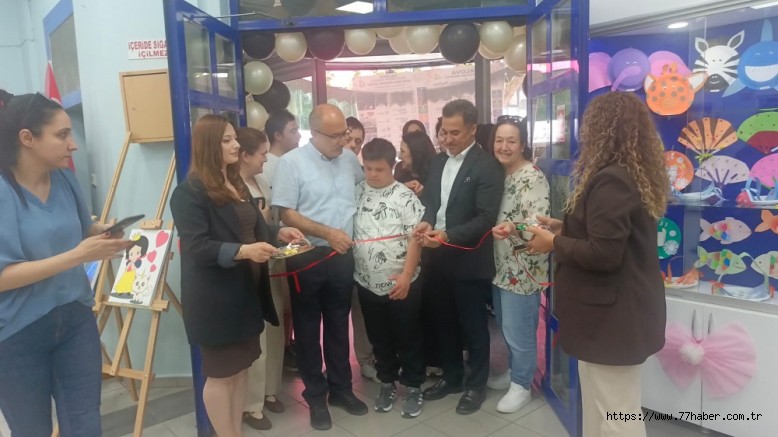 Yalova’da Özel Çocukların Eserleri Sergilendi: Gözlerindeki Işık Yürekleri Isıttı